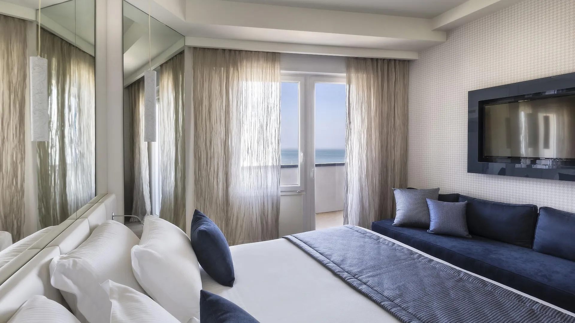 Hotel Nautico Riccione 4*,