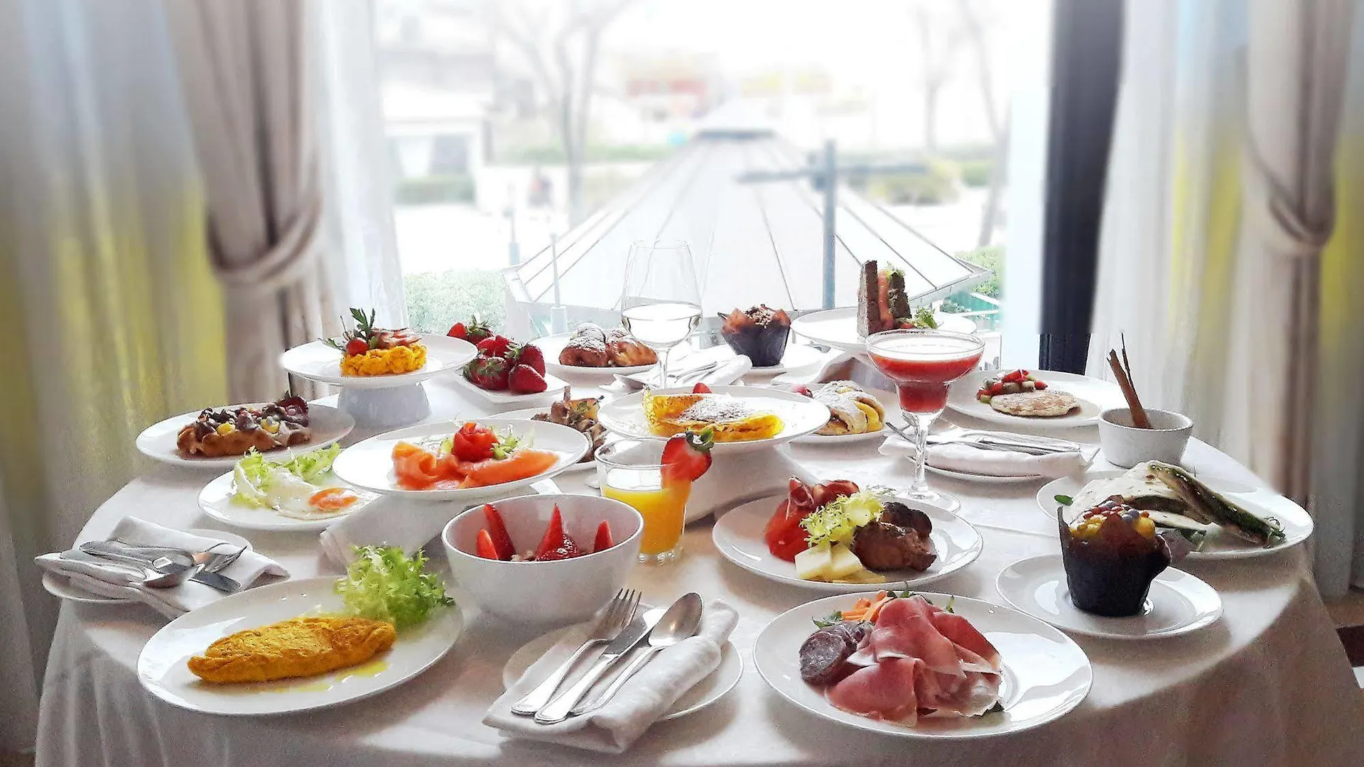 ****  Hotel Nautico Riccione Italy
